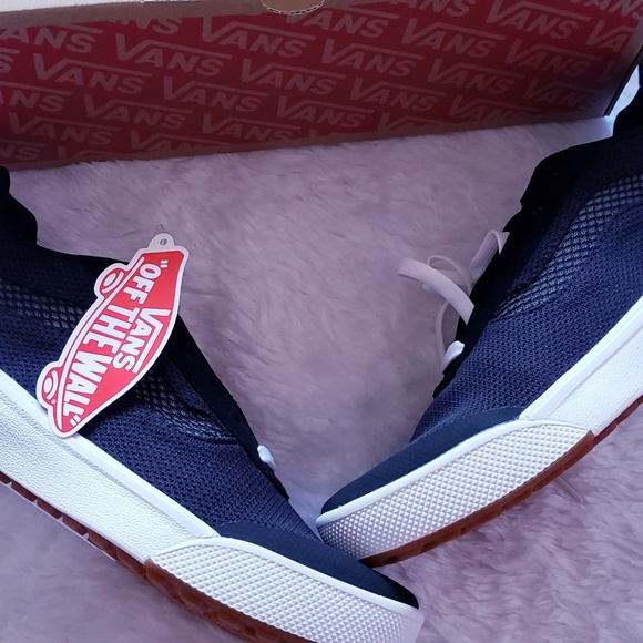 New Womens Van's Ultrarange Rapidweld Mesh - Picture 2 of 8